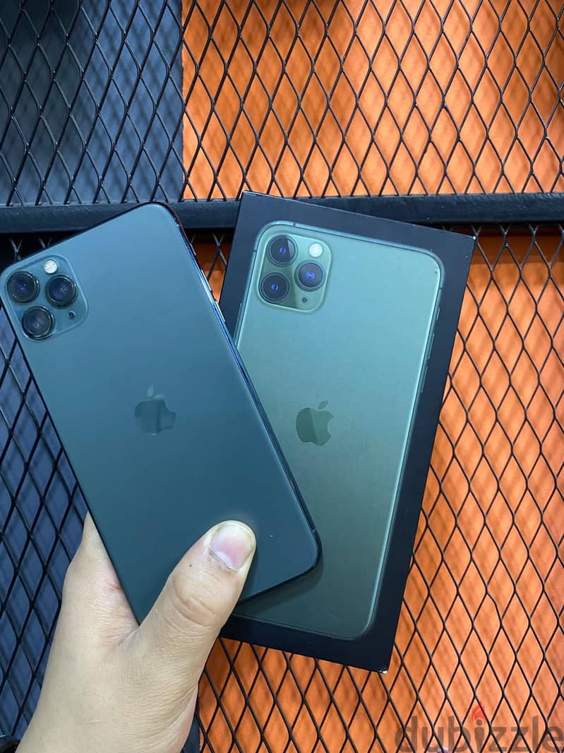 Apple - iPhone 11 Pro Max 1