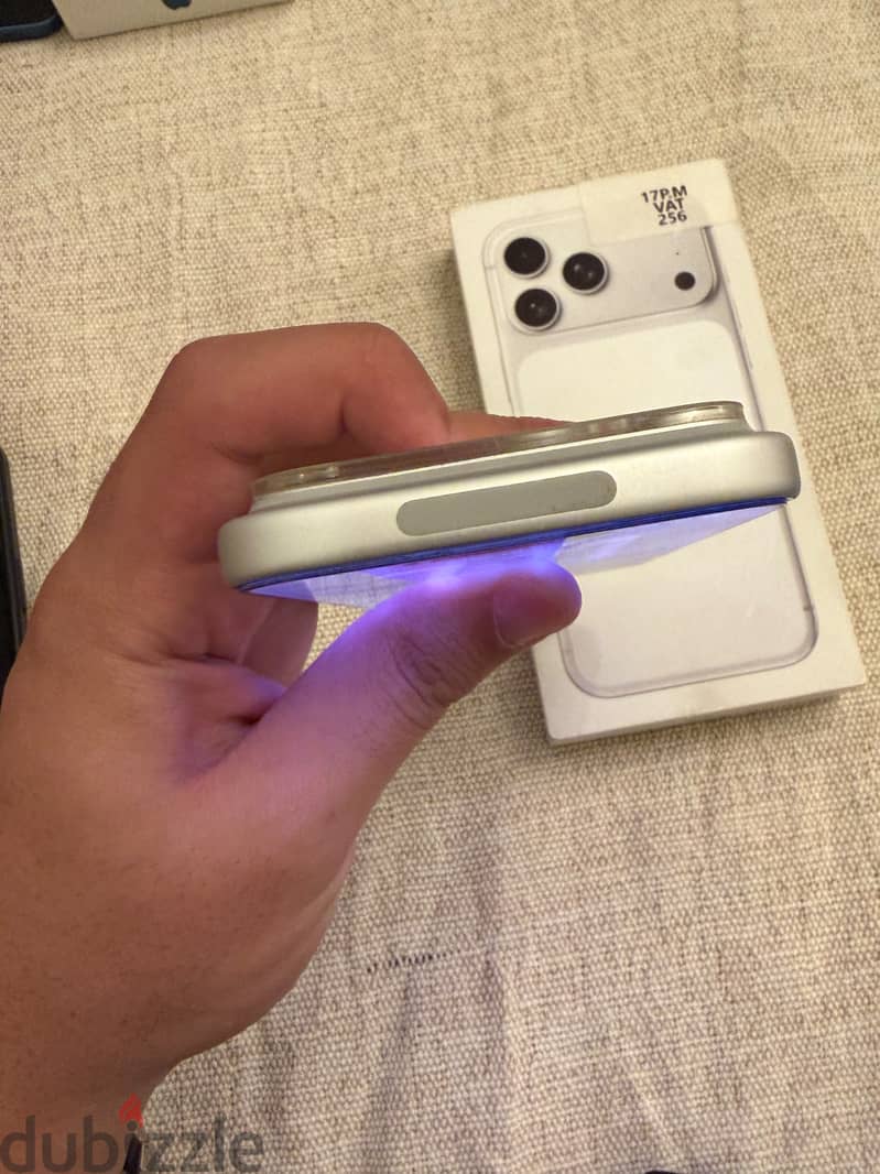 Apple - iPhone 17 Pro Max 1