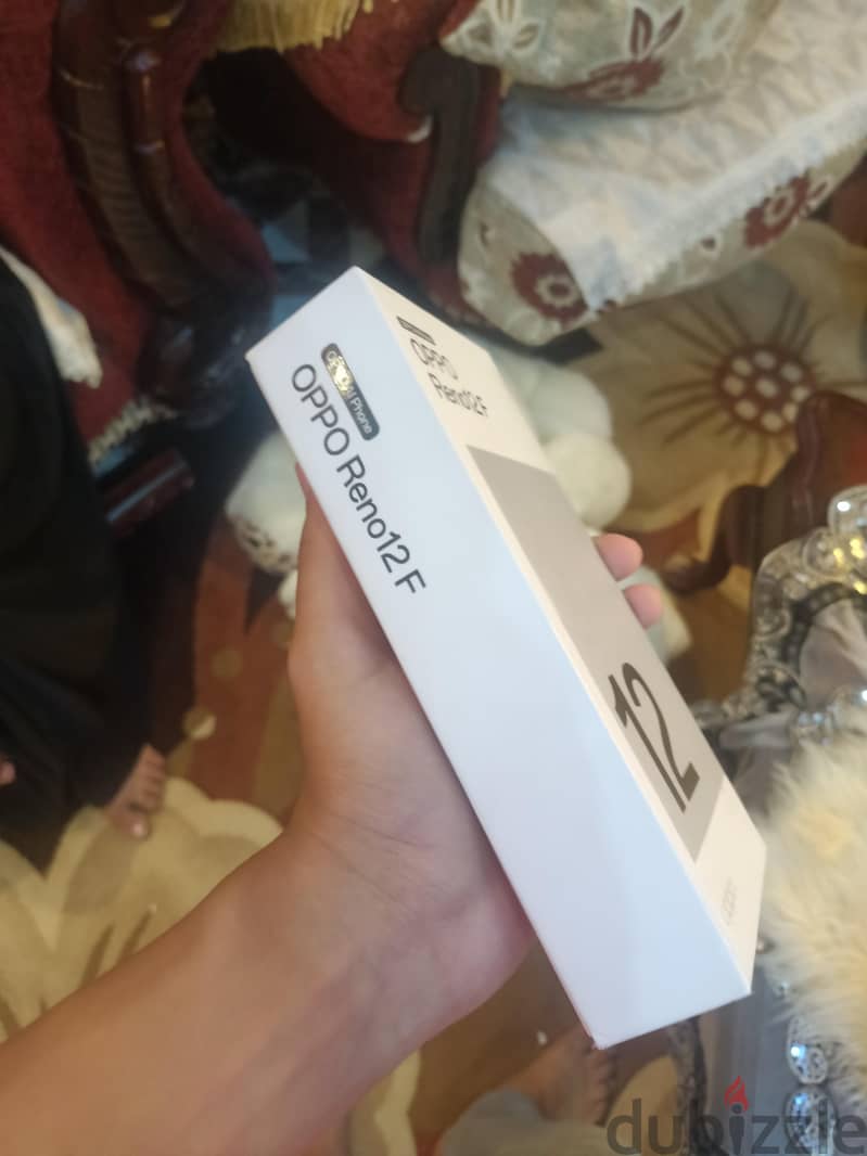 اوبو رينو 12 اف 3