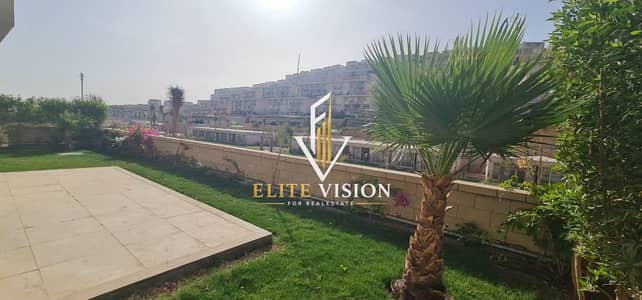 Signature Twin House 4 Bedrooms | First Row Crystal Lagoon Fully Furnished for sale Signature Twin House 4 Bedrooms | First Row Crystal Lagoon Fully Furnished for sale