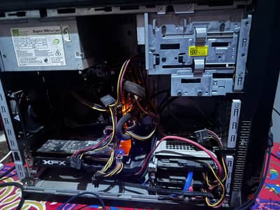 CPU: i5-3450 GPU: RX 570 4GB RAM: 8GB Storage: ~800GB HDD + 128GB SSD