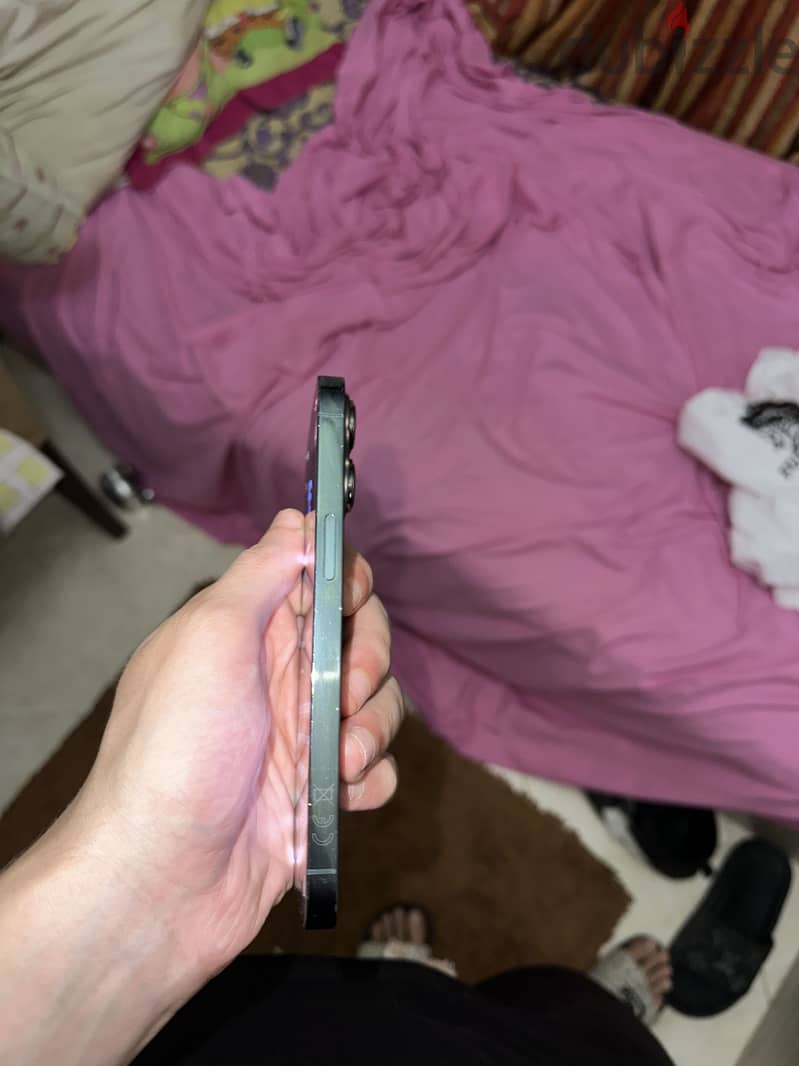 Apple - iPhone 13 Pro 1