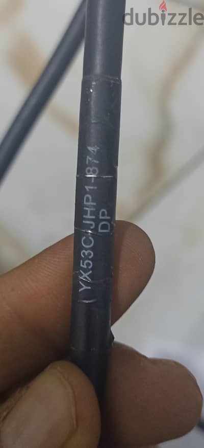 للبيع: كابل DisplayPort أصلي 180 سم (جديد زيرو لم يُستخدم)