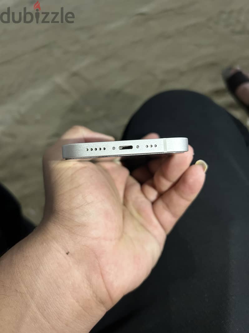Apple - iPhone 13 1