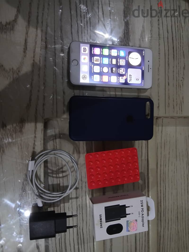 آبل - آيفون 8 بلس 8