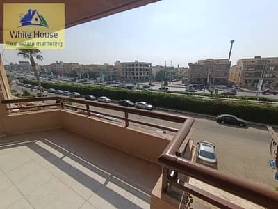 شقه 200متر ايجار في الرحاب سيتي 4 غرف نوم
