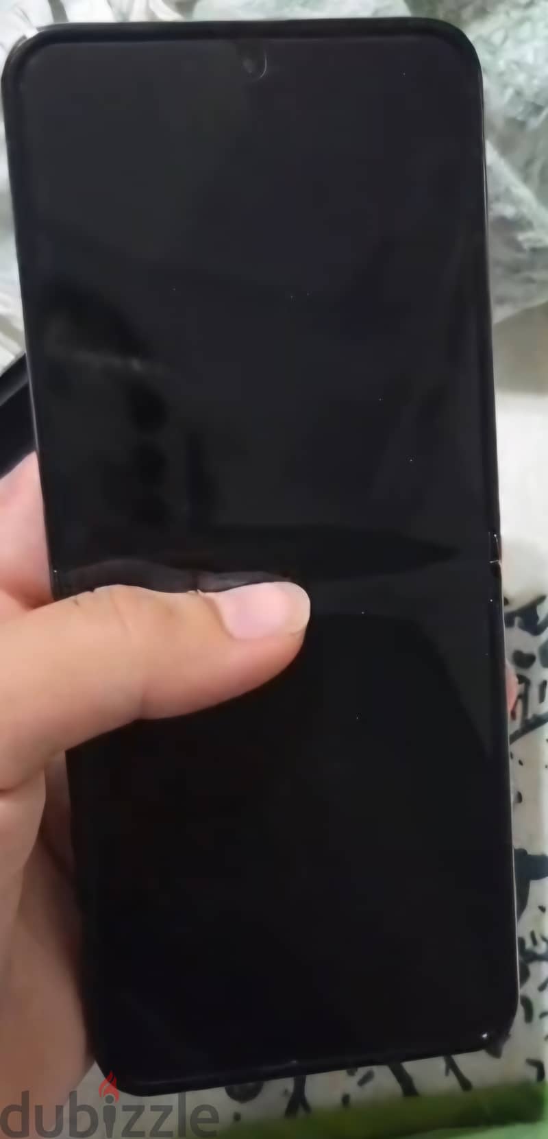 BROKEN Z FLIP 5 1