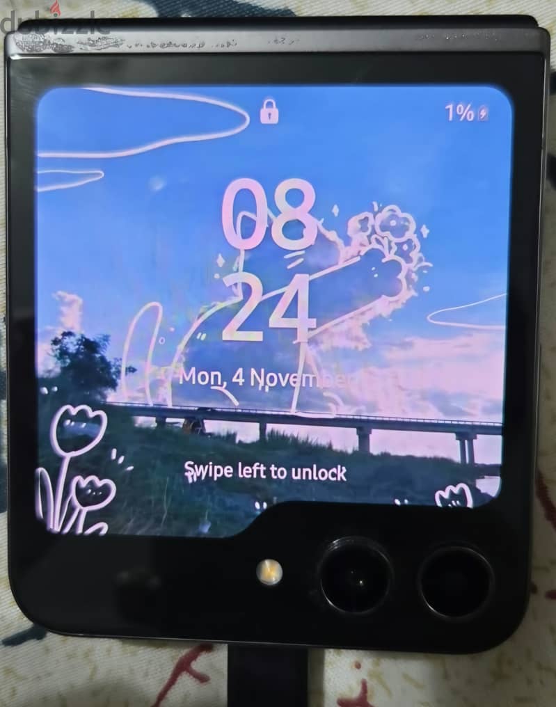 BROKEN Z FLIP 5 3