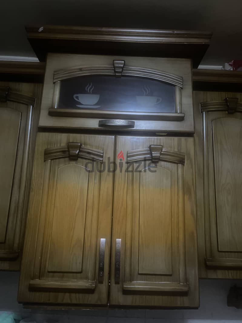 Selling kitchen 1