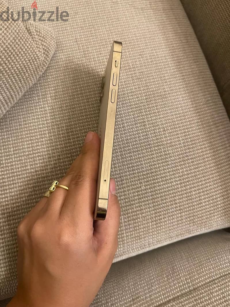 آبل - آيفون 12 برو 2