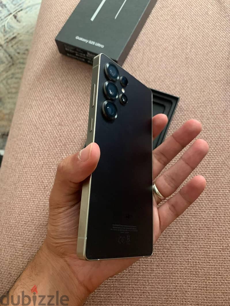 Samsung S25 Ultra 4