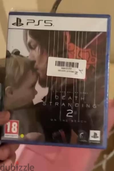 لعبه Death stranding2  حالتها فوق الممتازه مفهاش اي خدوش السعر 2500