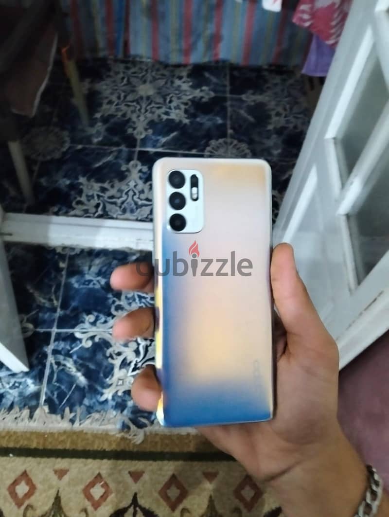 OPPO Reno6 1