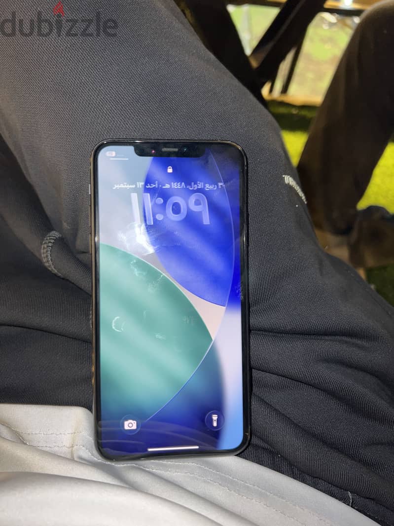 Apple - iPhone 11 Pro Max 1