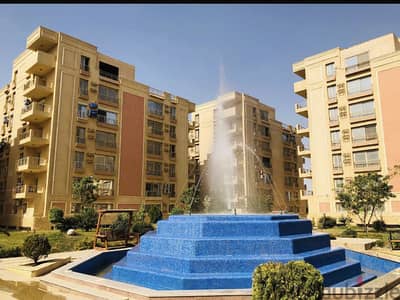 من المالك مباشرا 130 متر صافي بكمبوند لايف2