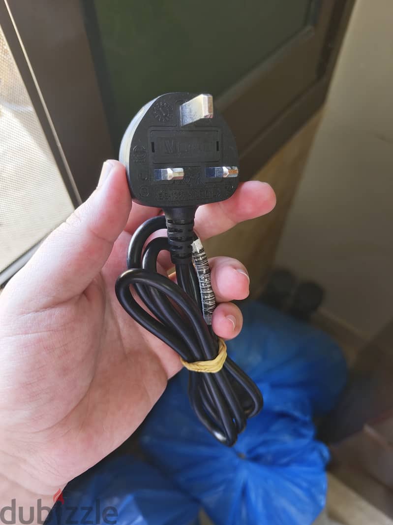 Dell 130W charger, original, from Kuwait 2