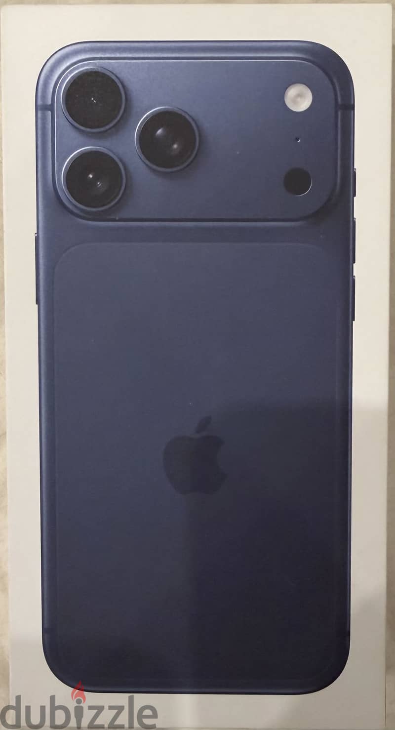 Apple - iPhone 17 Pro Max 2
