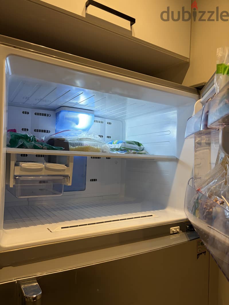Fridge Kiriazi good condition 2