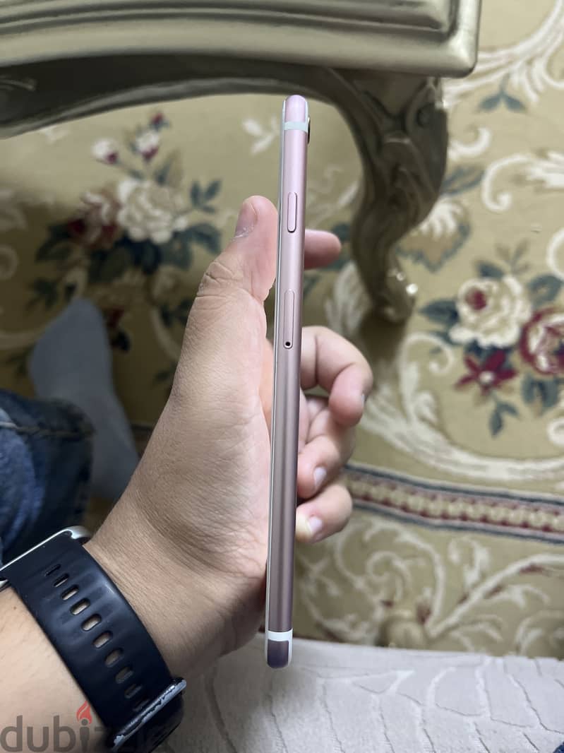 Apple - iPhone 6S Plus 1