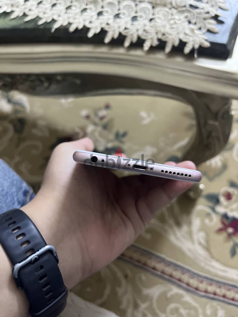 Apple - iPhone 6S Plus 4