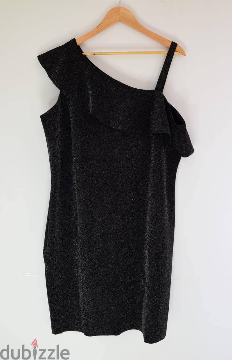 Dress Size S/M 3