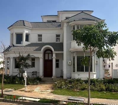 Excellent opportunity Mountain View own bargain villa ultra super lux finished North 90th Street extension near Mivida Hyde Park AUC Excellent opportunity Mountain View own bargain villa ultra super lux finished North 90th Street extension near Mivida Hyde Park AUC