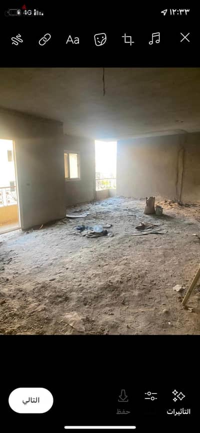 For sale, an apartment in the eighth district, phase 1, in Sheikh Zayed, 220 meters, first floor.