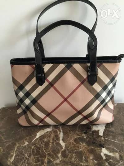 Burberry original bag.
