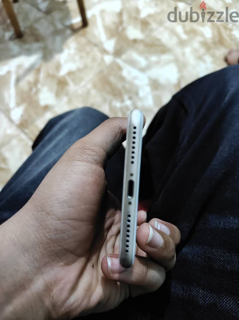آبل - آيفون 7 بلس 1