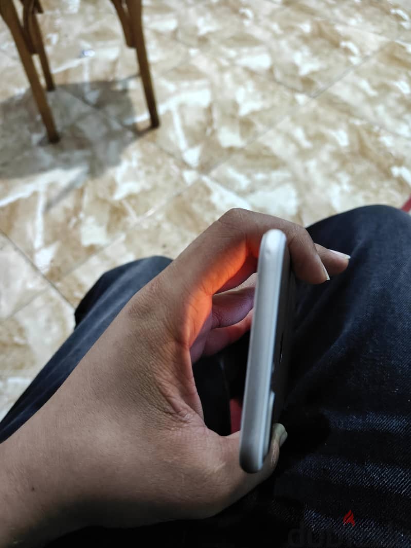آبل - آيفون 7 بلس 2