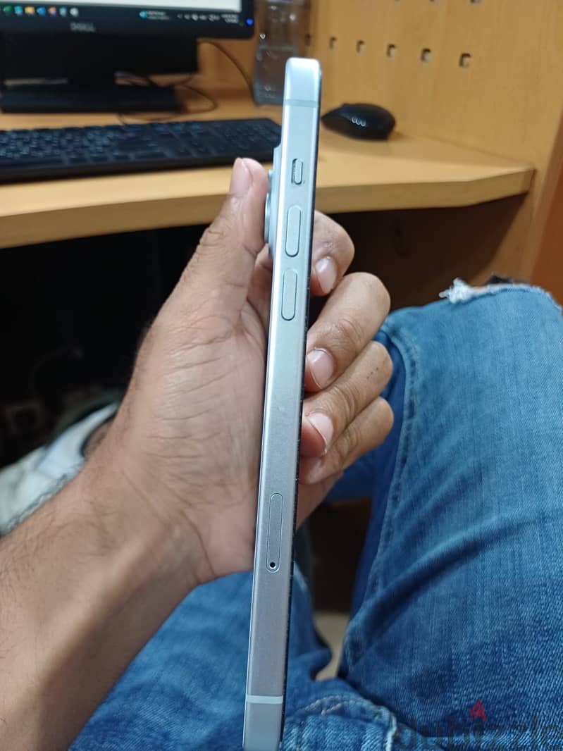Apple - iPhone 15 plus 2