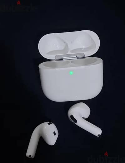 Apple AirPods 4 اسعمال ايام بدون الكرتونه وأرد الكويت تجربة فقط ايام