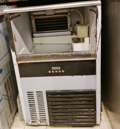 Ice cube machine 60L