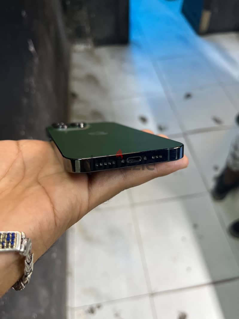 Apple - iPhone 13 Pro 5