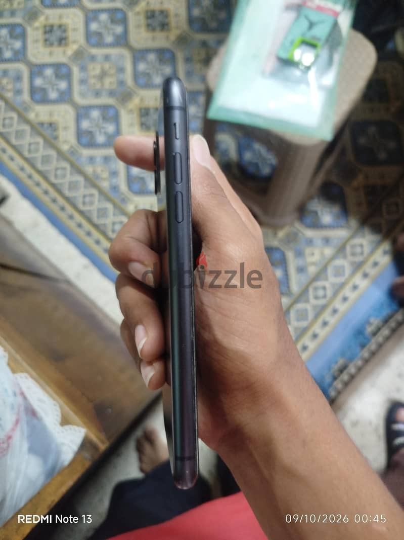 Apple - iPhone 11 3