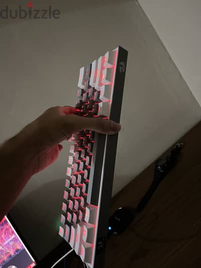 Fizz k617 زي الجديد بالظبط والسعر نهائيي
