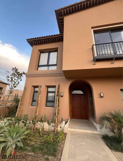 دوبلكس علوي للبيع في O West - Club Residence  بمساحه 212م - Core & Shell - موقع مميز
