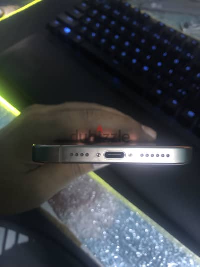 Apple - iPhone 16 Pro Max