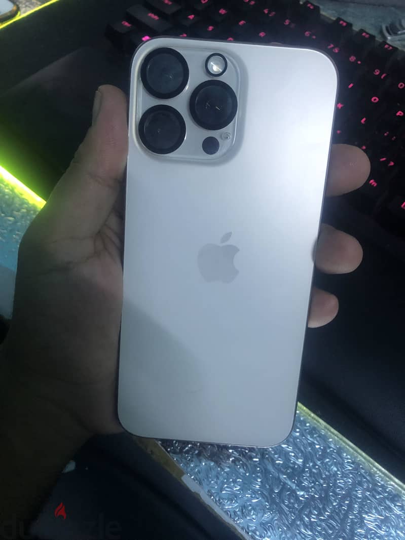 Apple - iPhone 16 Pro Max 5