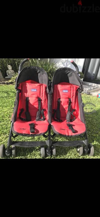 Chicco twin stroller . Very good condition