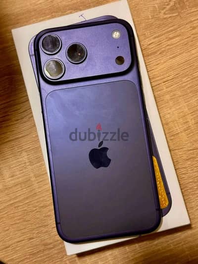 آبل - آيفون 17 برو ماكس