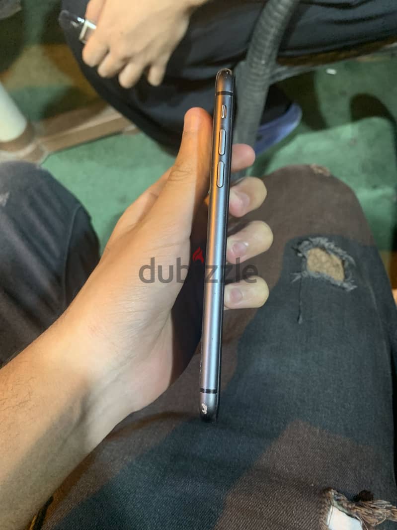 Apple - iPhone 11 2