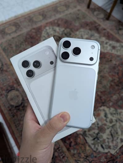 Apple - iPhone 17 Pro