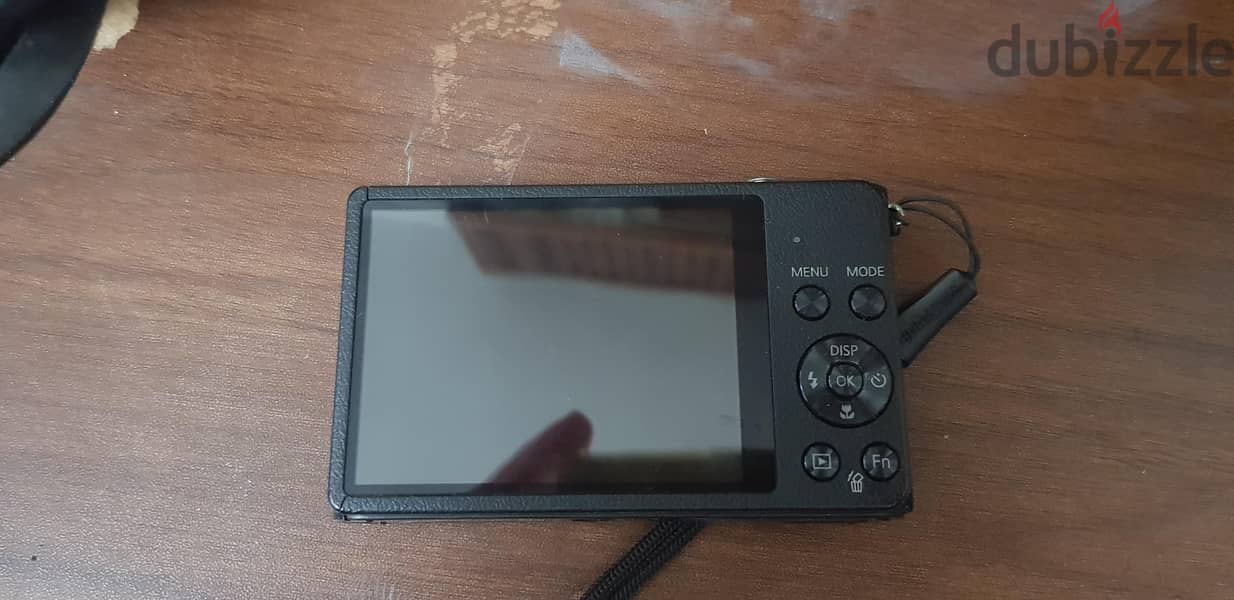 Digital camera 16.1 mega pixels 2