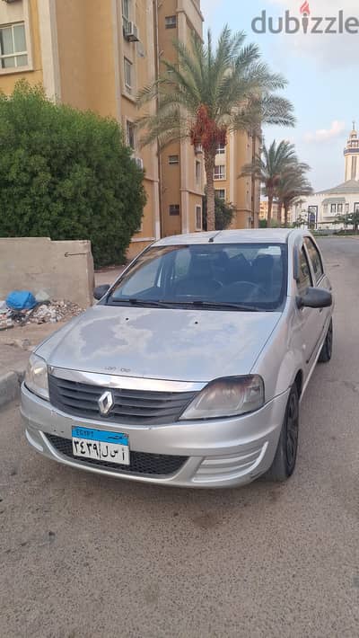 عربية لوجان رينو ٢٠١٤ مكيف مانويل للايجار الشهري