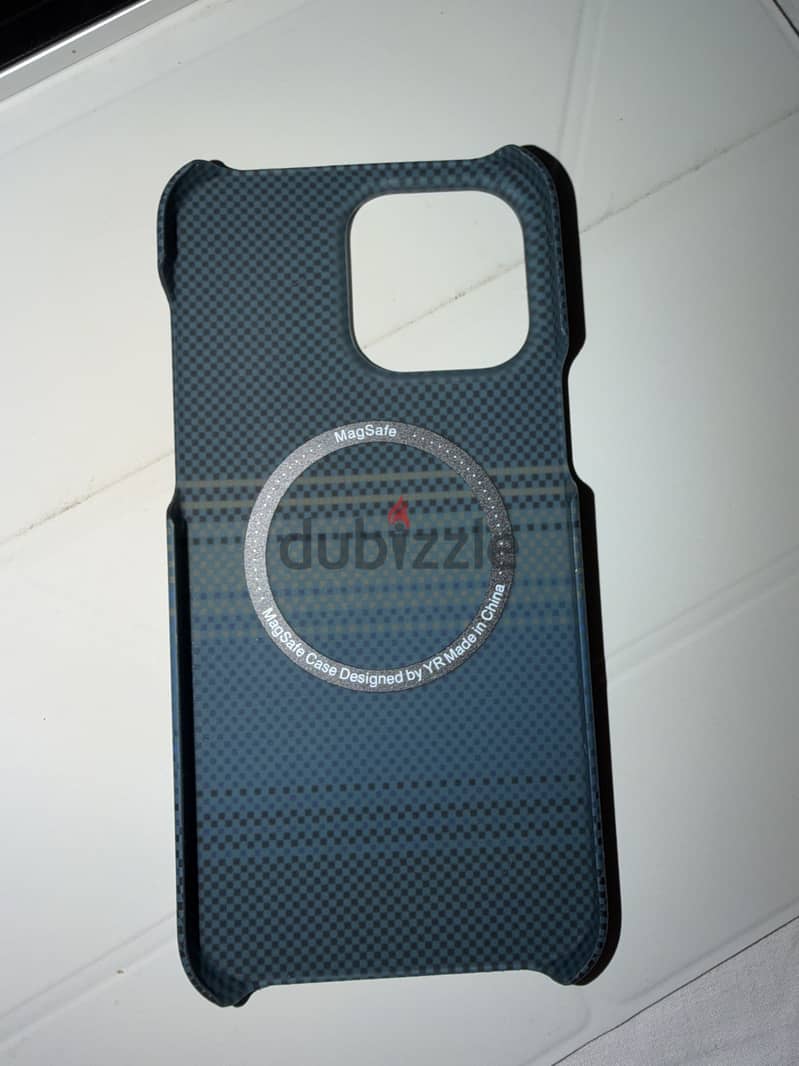 Iphone 14 pro max covers 4