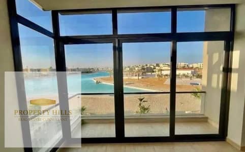 Villa for Sale with a Direct Sea View | Fully Finished | Prime Location Next to La Vista    A fully finished villa with a direct sea-facing frontage,