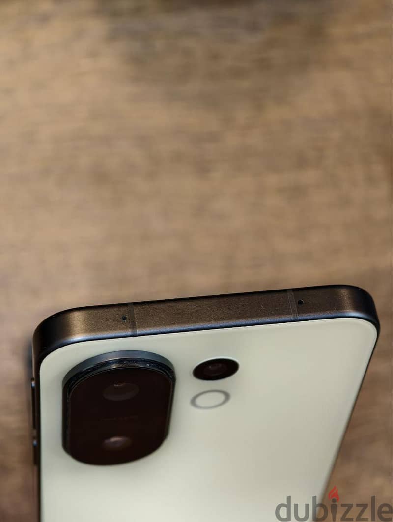 vivo S30 Pro mini 1