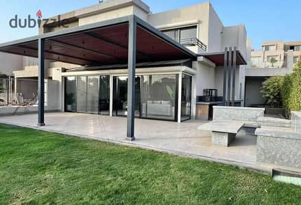 فيلا مستقلة استلام فورى نص تشطيب فى موقع مميز فى جولف فيو