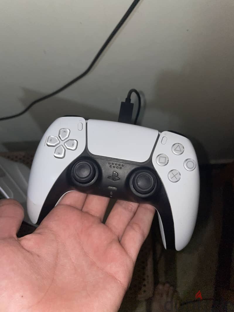 Ps5 controller used 1